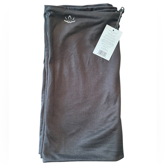 Beyond Yoga Pocket Infinity Scarf NWT - Picture 3 of 5